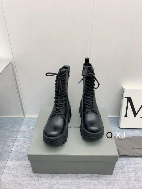 Picture of Balenciaga Shoes _SKUBALENCIAGAsz35-44K01021350